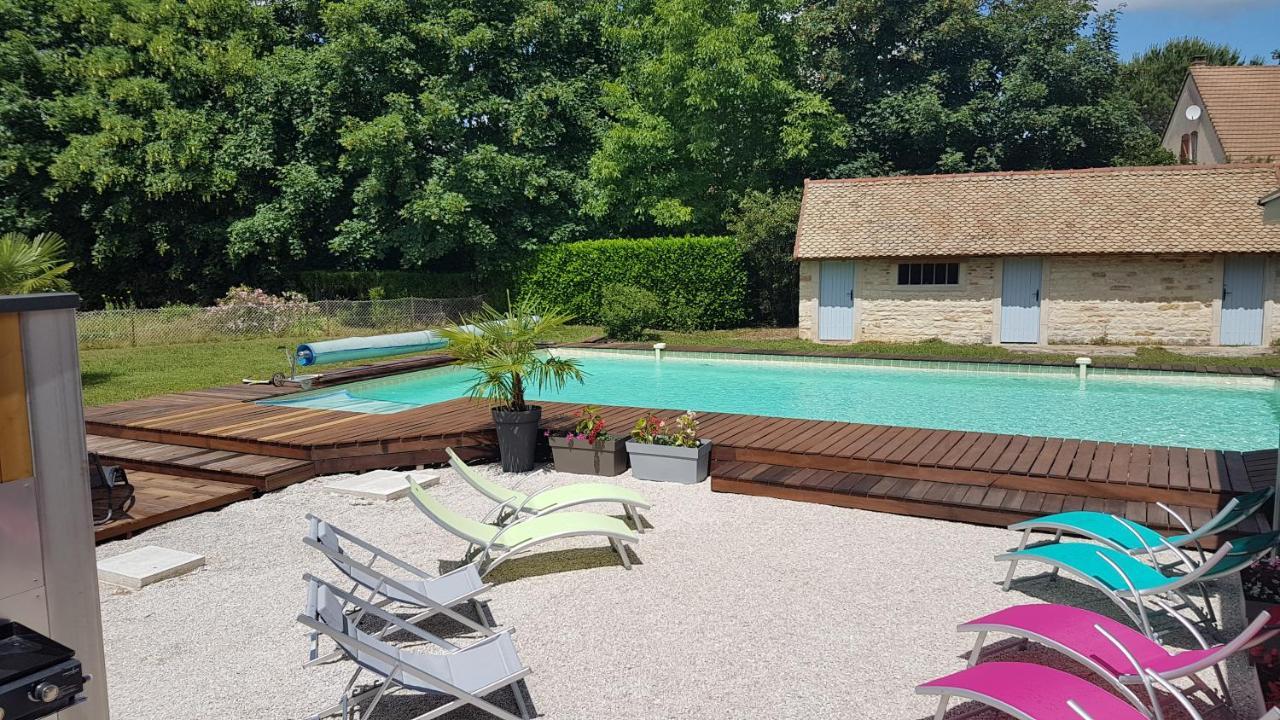 Au Petit Pressoir Bed & Breakfast Givry  Bagian luar foto
