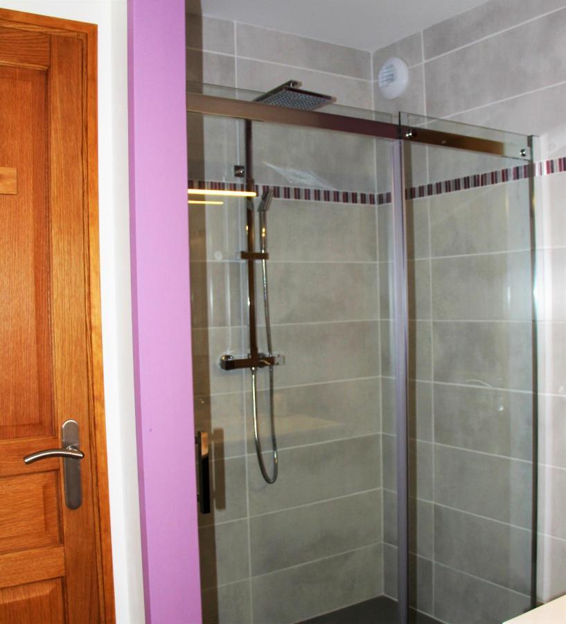 Au Petit Pressoir Bed & Breakfast Givry  Bagian luar foto