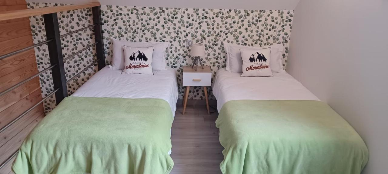 Au Petit Pressoir Bed & Breakfast Givry  Bagian luar foto