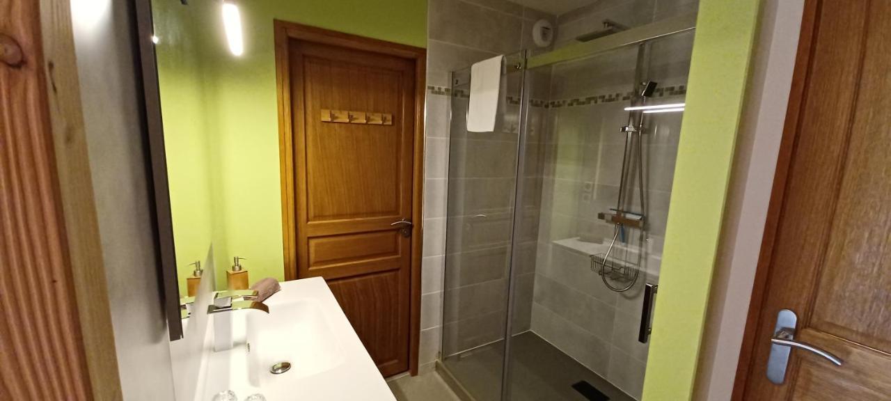 Au Petit Pressoir Bed & Breakfast Givry  Bagian luar foto